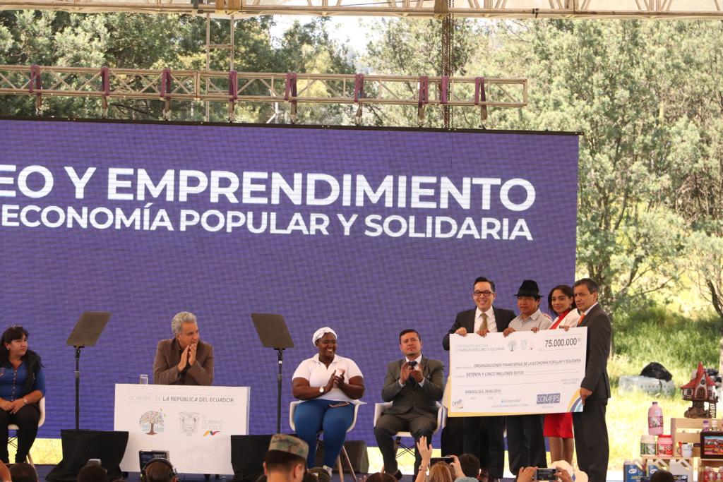 USD 75 millones para Presidente Lenín Moreno entrega USD 75 millones para financiar créditos productivos para la Economía Popular y Solidaria